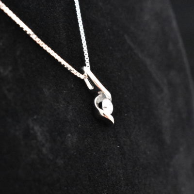 diamond pendant - Lorraine Fine Jewelry