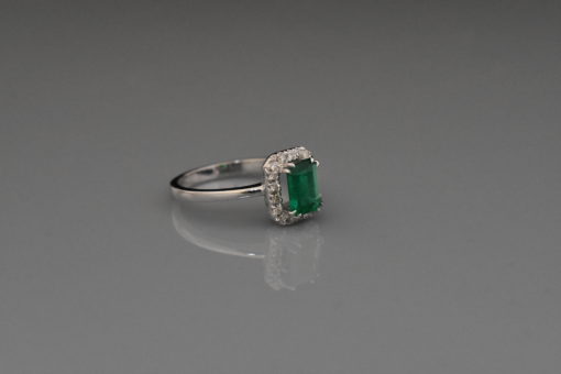 Emerald 18k white gold ring - lorraine fine jewelry