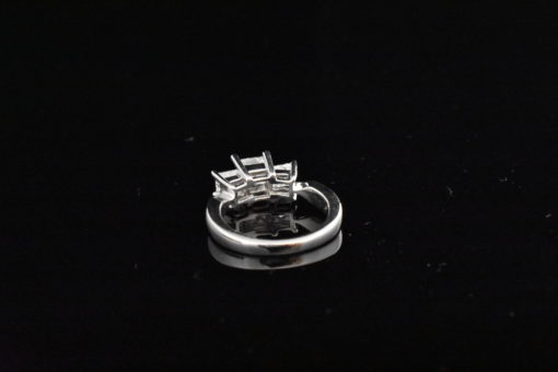 platinnum Diamond Ring - lorraine fine jewelry
