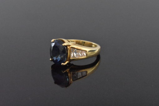 GIA Sapphire yellow gold ring - Lorraine Fine Jewelry