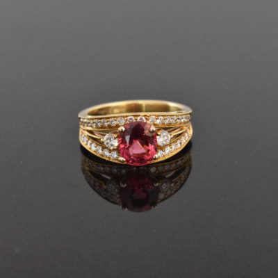 18K Gold Natural Red Spinel & Diamond Ring | Lorraine's Fine Jewelry