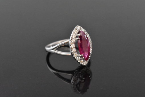 Very Fine Ruby Ring - Lorraine Fine Jewelry
