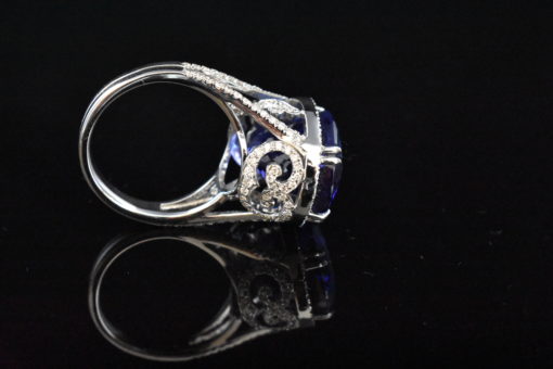 Natural Tanzanite and Diamond Ring - Lorraine Fine Jewelry