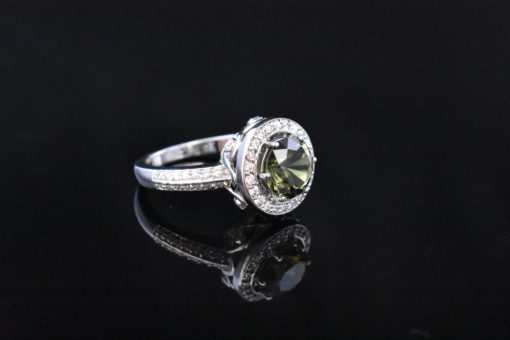 Green Sapphire Ring - Lorraine Fine Jewelry